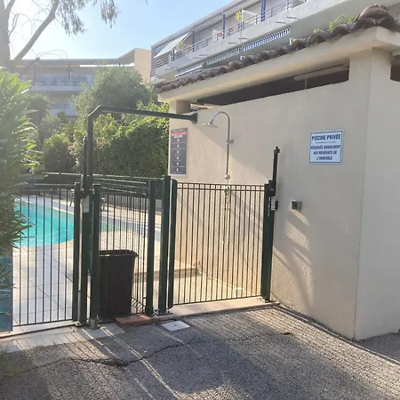 Studio Cuisine Parking Piscine A Cannes