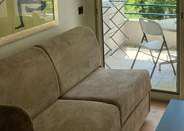 Neuf Parking Piscine A Apartment Cannes