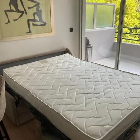 Neuf Parking Piscine A Cannes